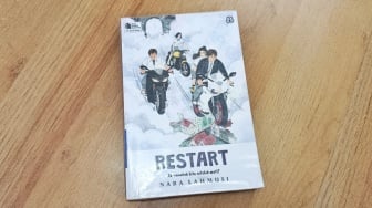 Menyembuhkan Luka yang Belum Usai di Novel Restart