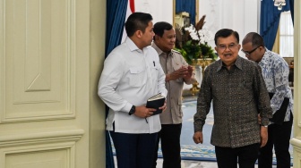 Prabowo dan Jusuf Kalla Bertemu Tertutup di Istana