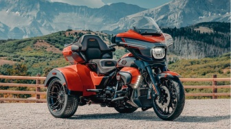 Motor 3 Roda? Harley-Davidson Perkenalkan CVO Street Glide 3 Limited 2026