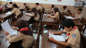 Pemprov Jateng Buka Ribuan Kursi Sekolah Gratis, Sasar Anak Keluarga Kurang Mampu