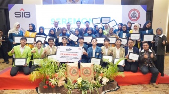 Semen Gresik Konsisten Salurkan Beasiswa Prasejahtera kepada 120 Mahasiswa Perguruan Tinggi Negeri