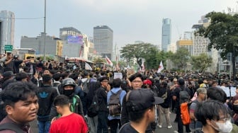 LIVE REPORT: BEM UI dan Aliansi Mahasiswa Sampaikan 6 Tuntutan, Soroti Arah Kebijakan Pemerintah