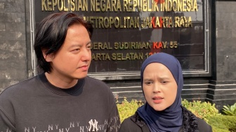 Roger Danurta dan Cut Meyriska Bantah Terima Uang Saku dari Travel Umrah Hanania