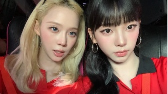 Intip Gaya Sporty Chic ala Karina dan Winter aespa Nonton Piala Dunia 2026