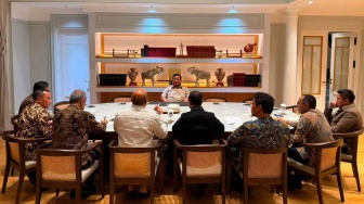 Di Tengah Gelombang Kritik, Prabowo Sebut Investasi Asing ke Indonesia Terus Mengalir