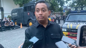 Polresta Solo Jamin Keamanan Kirab Pusaka Keraton dan Mangkunegaran Berjalan Aman dan Kondusif
