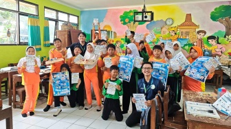 Mahasiswa KKN UNDIP Tanamkan Kreativitas, Literasi Digital, dan Peduli Lingkungan di SDN Padangsari