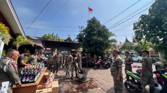 Bertentangan dengan Norma Agama dan Nilai Sosial, 252 Miras di Pesisir Selatan Dimusnahkan