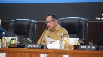 Mendagri Minta Pemda Gelar Nobar Piala Dunia untuk Dongkrak Perputaran Ekonomi Daerah