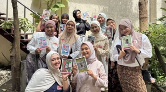 Dear Tante: Saat Sosok "Aunty" Hadir Menjadi Support System Hangat bagi Ibu Baru