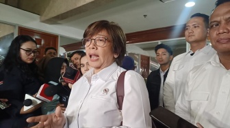 Alasan Efisiensi, BGN Mau Hapus MBG Untuk Siswa SMA