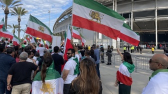 Lagu Kebangsaan Iran Dicemooh di Piala Dunia 2026, Bendera Revolusi Berkibar di SoFi Stadium