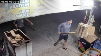 Viral Tawuran Berujung Curanmor di Karawang: Satu Pelaku Ditangkap, Polisi Buru Komplotan Lain