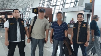 2 WN Tiongkok Dideportasi Gegara Masuk Ilegal ke Indonesia