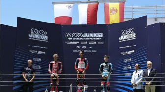 Taktik Agresif Bocah Sleman Sukses Pecundangi Rider Eropa di Moto3 Junior, Penuh Drama Berdebar