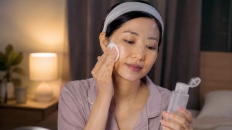 3 Toner Eksfoliasi AHA BHA PHA Lokal Terbaik, Wajah Mulus Tak Perlu Mahal!