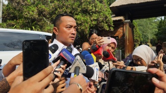 Prabowo Gelar Rapat di Hambalang, Terima Laporan soal Haji hingga Pendidikan