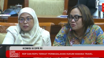 Tangis Korban Hanania Travel Pecah di DPR: Banyak Orang Tua Jatuh Sakit karena Gagal Berangkat Umrah