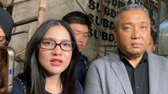 Kantongi Uang Saku dan Bayar Sendiri Rp233 Juta, Davina Karamoy Beberkan Alur Umrah Bareng Hanania
