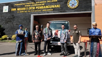 Siap Kerja! Kolaborasi Hino dan SMKN 5 Makassar Perkuat Kompetensi Siswa