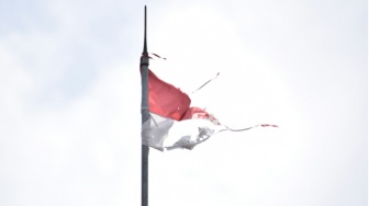 100 Tahun Naar de Republiek Indonesia: Menelanjangi Neokolonialisme 2026, Republik untuk Siapa?
