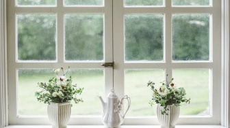 5 Tips Mengatur Posisi Jendela Rumah Menurut Feng Shui untuk Mendatangkan Energi Positif