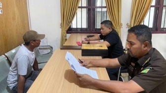 Tersangka Pembukaan Lahan Secara Ilegal di Aceh Timur Ditahan