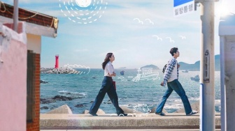 Ulasan Drama Hometown Cha Cha Cha, Romansa Manis di Pesisir Desa Gongjin