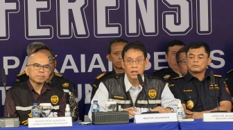Purbaya Sepakat Polisi Hukum Pelaku Impor Pakaian Bekas Ilegal Pakai UU Pengelolaan Sampah