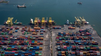 Neraca Dagang Surplus, Arus Logistik Nasional Terus Bergerak
