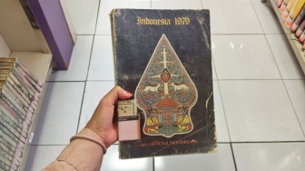 Membaca Indonesia dari Kacamata Orde Baru: Menelusuri Indonesia 1979