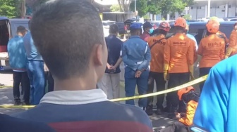 Teka-Teki Mayat Wanita di dalam Innova Pelat Merah di Parkiran Terminal 1 Bandara Juanda