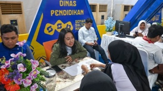 Pemprov Sulteng Tegaskan Aturan Beasiswa Ganda: Pilih Satu atau Dana Harus Dikembalikan