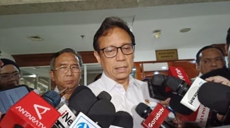 Daerah Masih Kekurangan Dokter, Menkes Nilai AI Belum Bisa Jadi Solusi