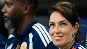 Siapa Suzanne Huurman? Dokter Perempuan yang Pecahkan Sejarah di Piala Dunia 2026