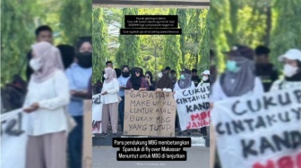 Menggugat Orkestrasi Dukungan MBG: Gerakan Murni atau Pertunjukan Politik?