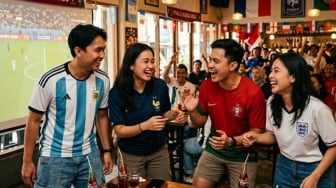 Budaya Blokecore: Ekspresi Gaya Hidup Urban Pencinta Sepak Bola