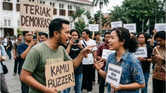 Teriak Demokrasi, tapi yang Beda Pendapat Dicap Buzzer: Sehat?