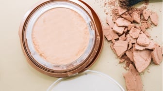 5 Cushion untuk Menyamarkan Pori-Pori Besar agar Makeup Lebih Mulus