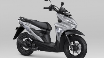 Tinggalkan Kesan Murah, Begini Wujud Baru Honda BeAT Terbaru dengan Emblem Silver dan Warna Matte