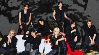 Stray Kids Wujudkan Semangat dan Ambisi untuk Terus Maju Lewat Lagu Run It