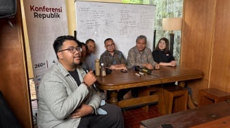 Dibatalkan Sepihak oleh Kampus UI, Forum Konferensi Republik Terpaksa Pindah ke Kafe