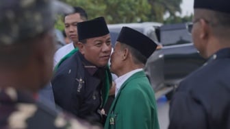 Sempat Diburu KPK, Bupati Kuansing dan Sekda Akhirnya Serahkan Diri