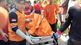 Penemuan Mayat di Saluran Air: Pak Ogah Tol Mojokerto Barat Ditemukan Tewas Usai Subuh