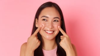 Moisturizer Apa yang Bikin Wajah Glowing? Ini 7 Pilihan Terbaik sesuai Review dan Harga