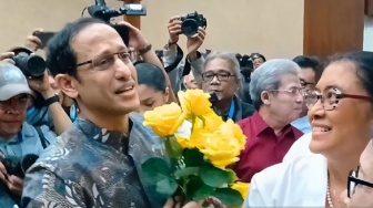Arti Mawar Kuning yang Buat Nadiem Makarim Menangis dan Peluk Erat Driver Ojol di Pengadilan Tipikor