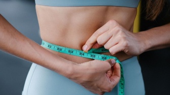 Olahraga Pagi atau Sore, Mana yang Lebih Efektif untuk Menurunkan Berat Badan?