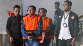 Tukar Jabatan dengan Land Cruiser, Bupati Kuansing Diduga Terima Suap Rp2,75 M