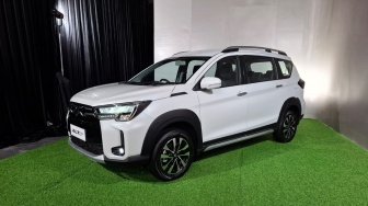 Ini Perbedaan Fitur Suzuki XL7 Tiap Varian, Mana yang Paling Pas?