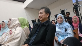 'Saling Membersamai', Roy Suryo Hadiri Sidang dr Tifa Usai Praperadilannya Ditunda